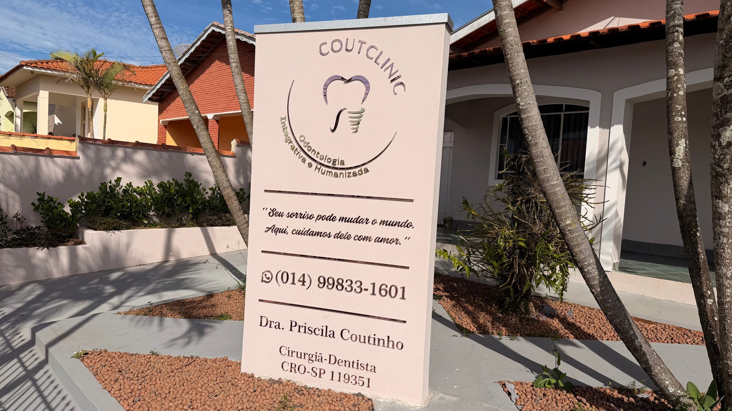 Ambiente acolhedor e sofisticado da COUTCLINIC